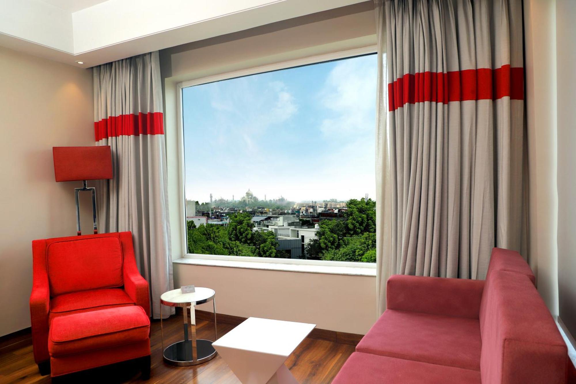 Radisson 5*